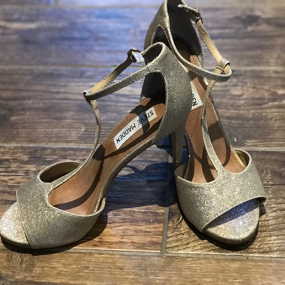 Steve Madden Gold Heels